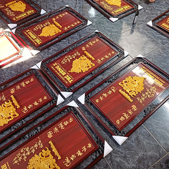 lich go treo tuong Kh&aacute;ch H&agrave;ng 
