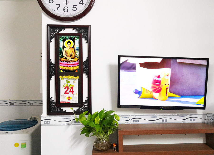 lich treo tuong bang go 14